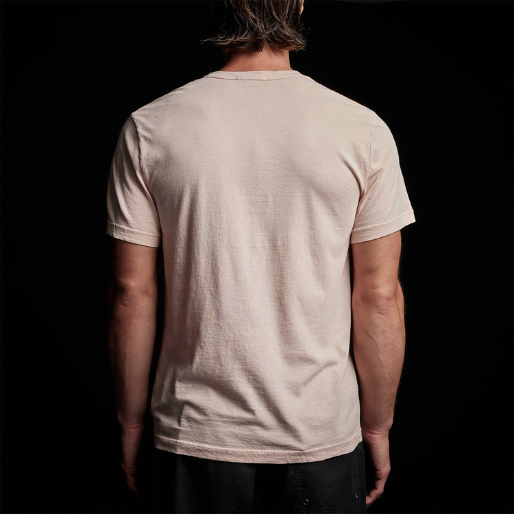 Lightweight Jersey Pocket Tee in Nougat Pigment | James Perse Los Angeles