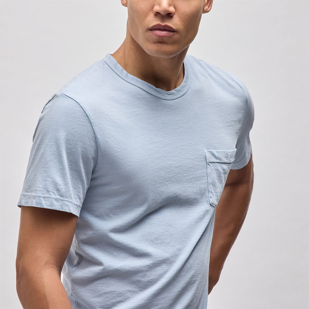 Lightweight Jersey Pocket Tee in Open Sky Pigment | James Perse Los Angeles