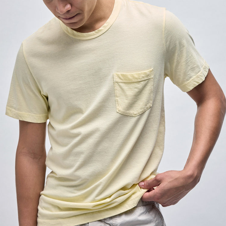Lightweight Jersey Pocket Tee in Oz Pigment | James Perse Los Angeles