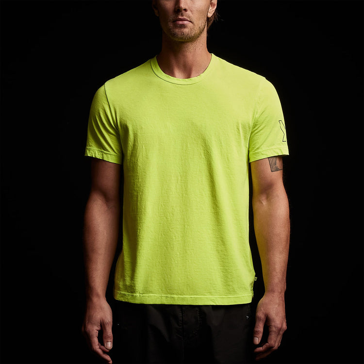 Y/OSEMITE Short Sleeve Crew Neck in Bright Neon/Navy | James Perse Los Angeles