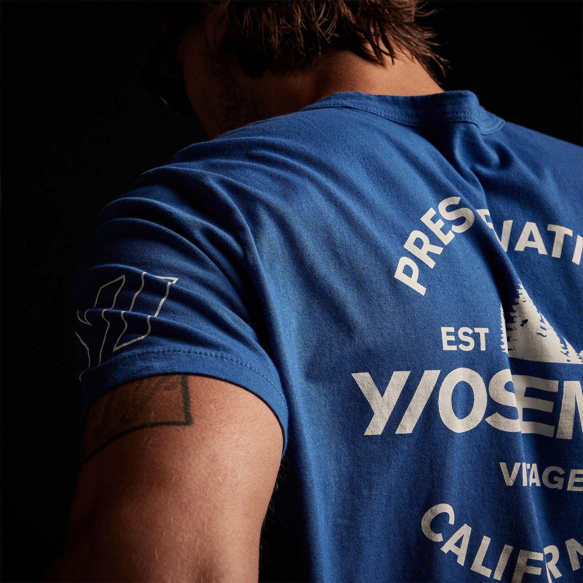 Y/OSEMITE Short Sleeve Crew Neck in Current/Shell | James Perse Los Angeles