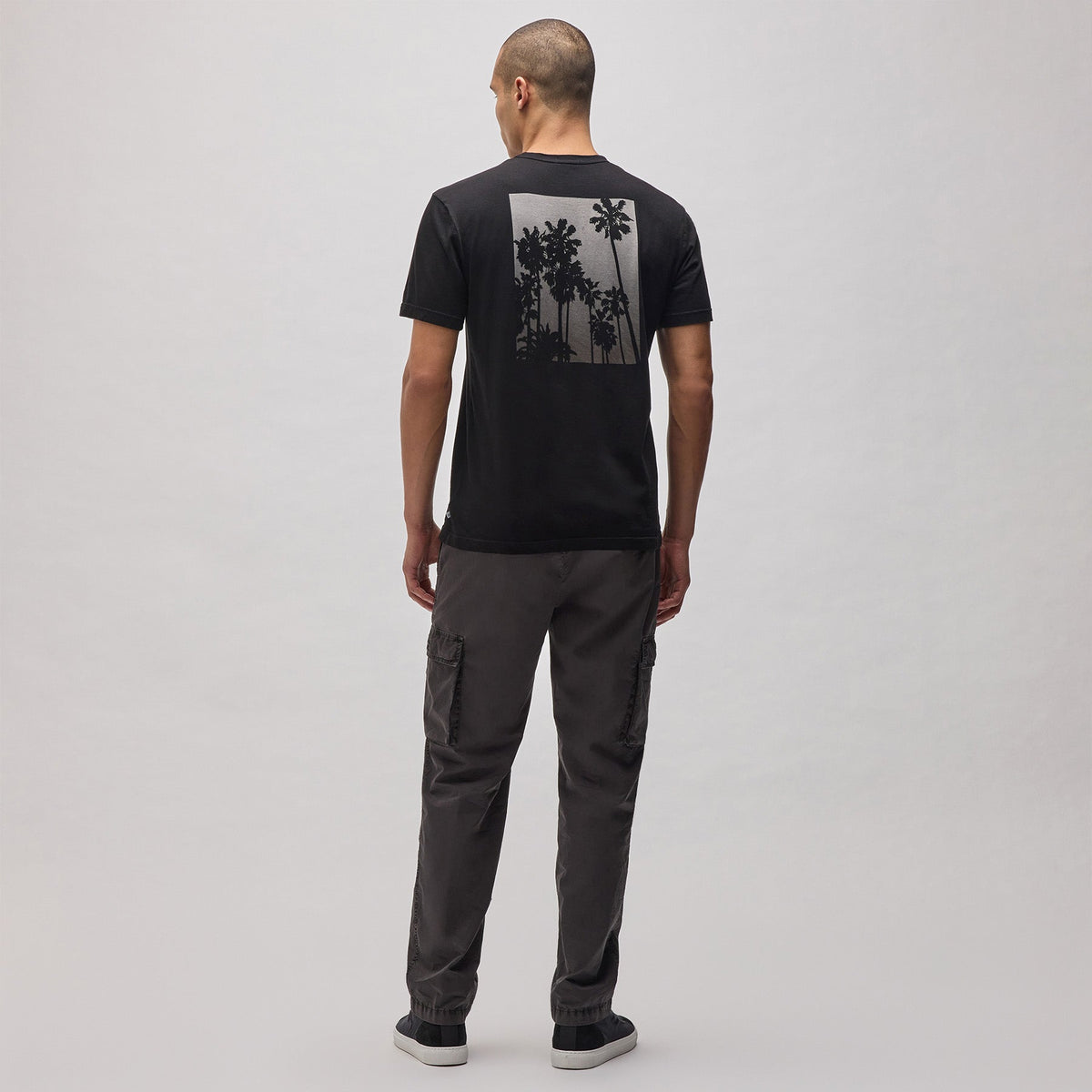 Short Sleeve Crew Palm Graphic in Black/Grey | James Perse Los Angeles