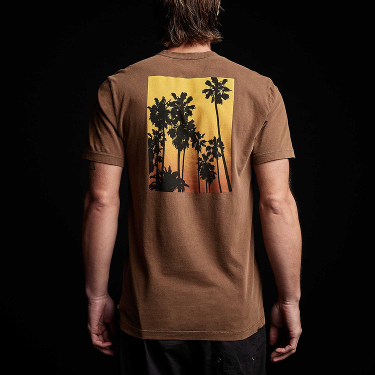 Short Sleeve Crew Palm Graphics in Gingerbread Pigment | James Perse Los Angeles 