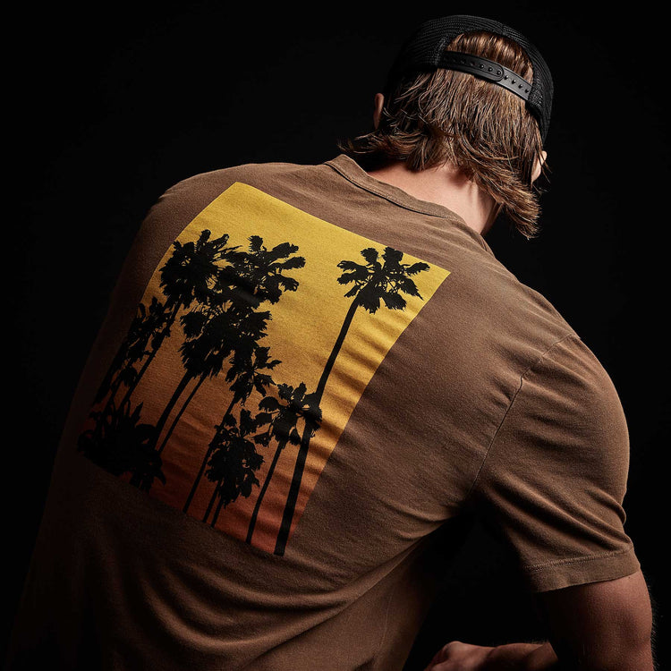 Short Sleeve Crew Palm Graphics in Gingerbread Pigment | James Perse Los Angeles 