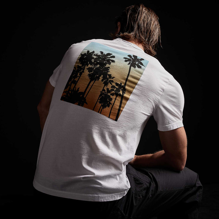 Short Sleeve Crew Palm Graphics in White | James Perse Los Angeles 