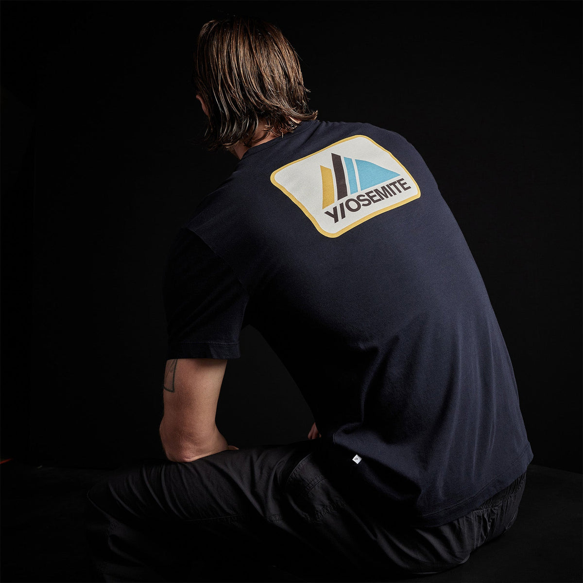 Short Sleeve Crew Alpine Graphic in Deep | James Perse Los Angeles