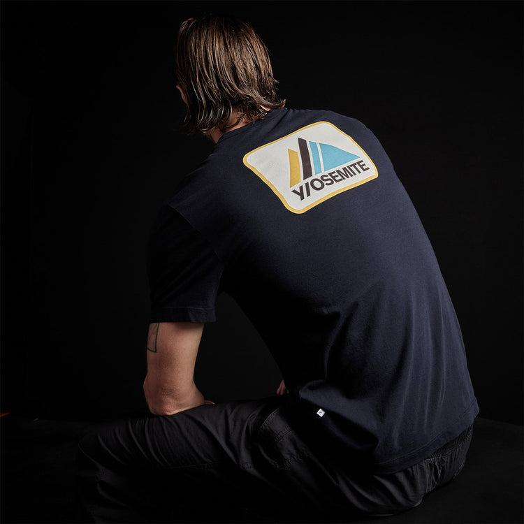 Short Sleeve Crew Alpine Graphic in Deep | James Perse Los Angeles