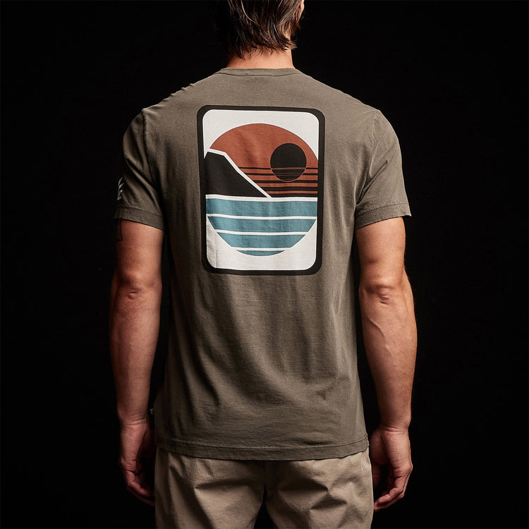 Malibu Shoreline Graphic Crew in Platoon Pigment | James Perse Los Angeles