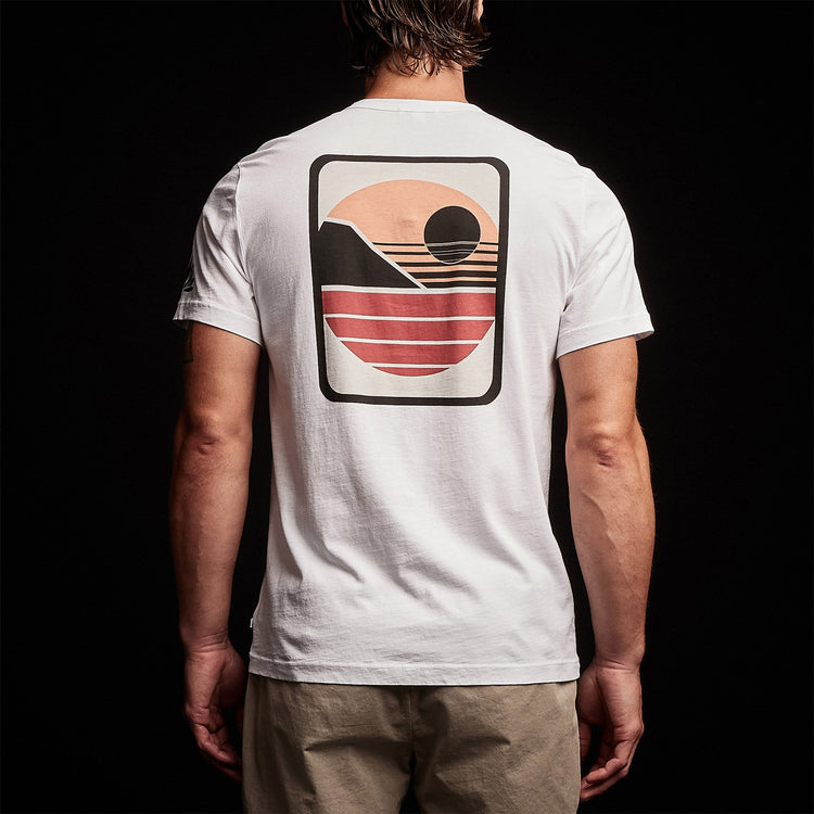 Malibu Shoreline Graphic Crew in White | James Perse Los Angeles
