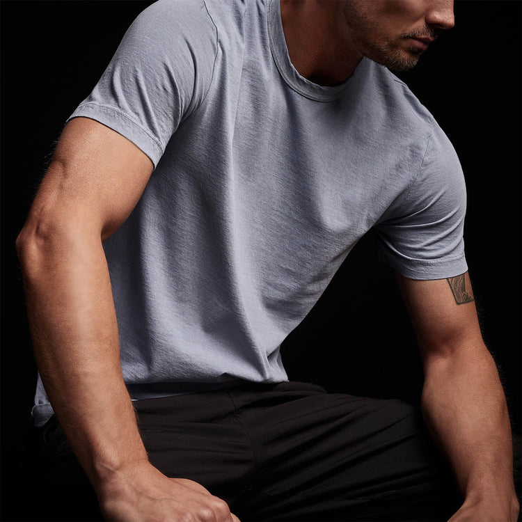 Short Sleeve Crew Neck in Aura Pigment | James Perse Los Angeles