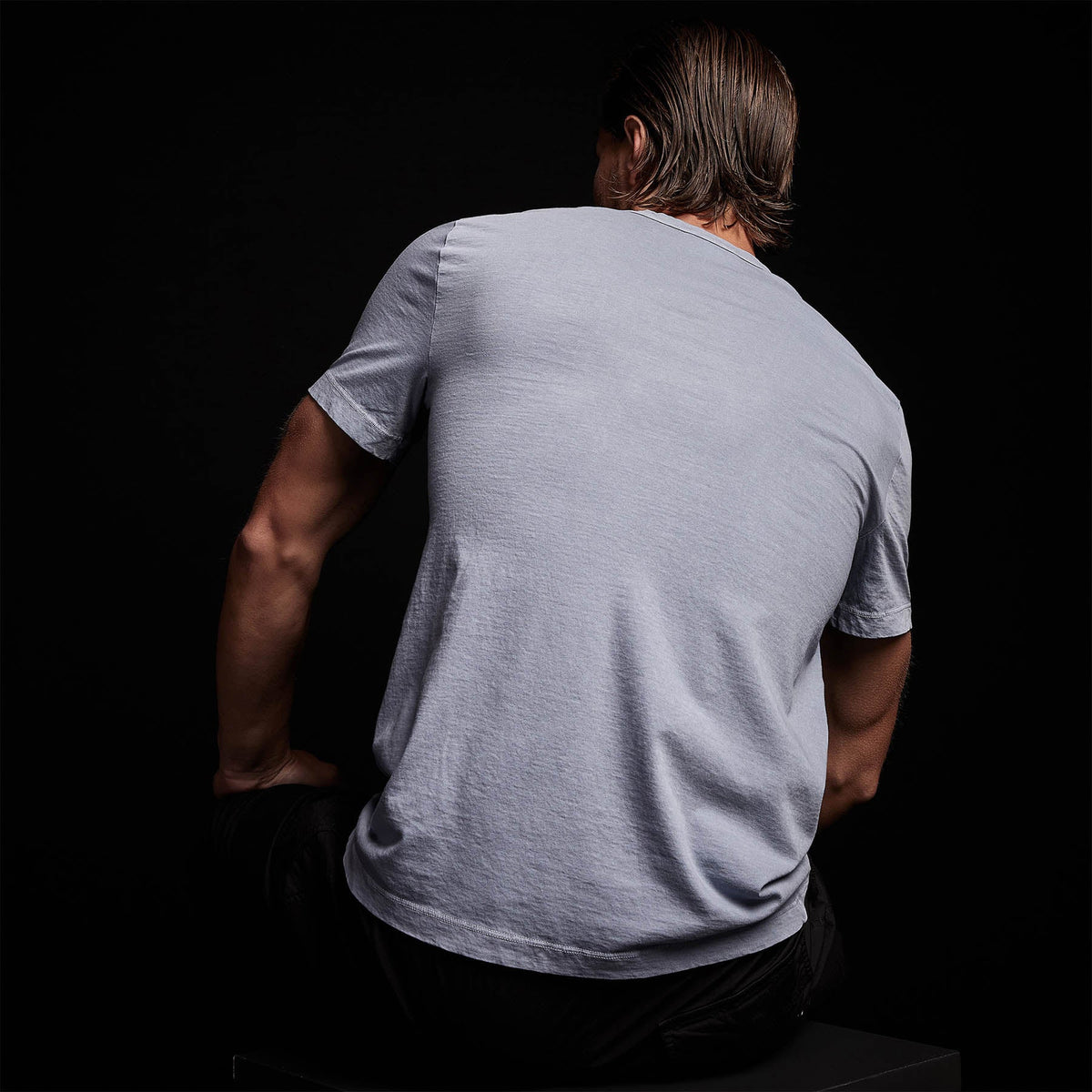 Short Sleeve Crew Neck in Aura Pigment | James Perse Los Angeles