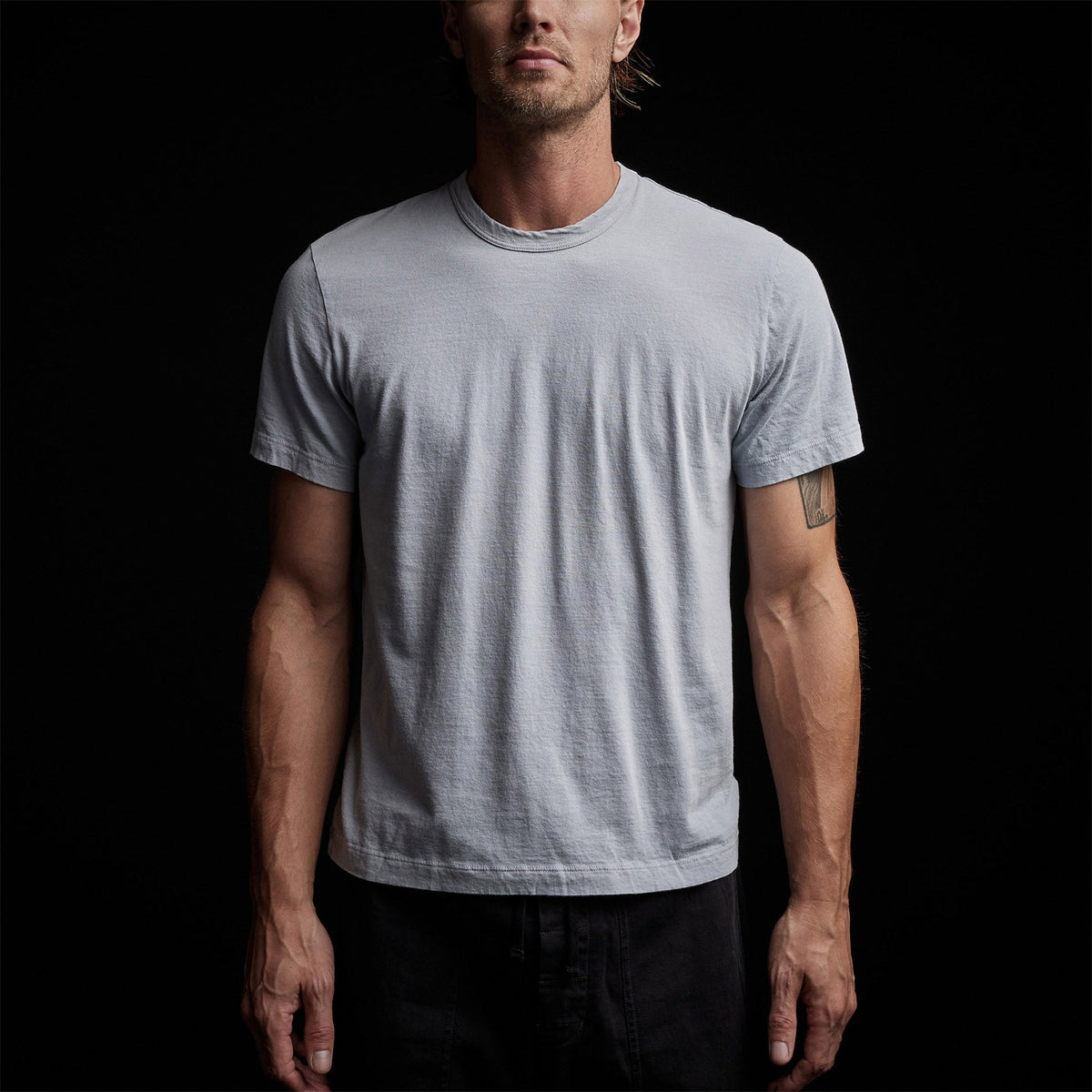 Short Sleeve Crew Neck in Blue Fog Pigment | James Perse Los Angeles
