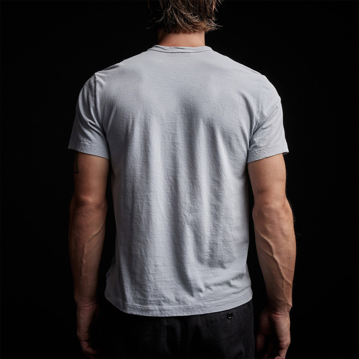Short Sleeve Crew Neck in Blue Fog Pigment | James Perse Los Angeles