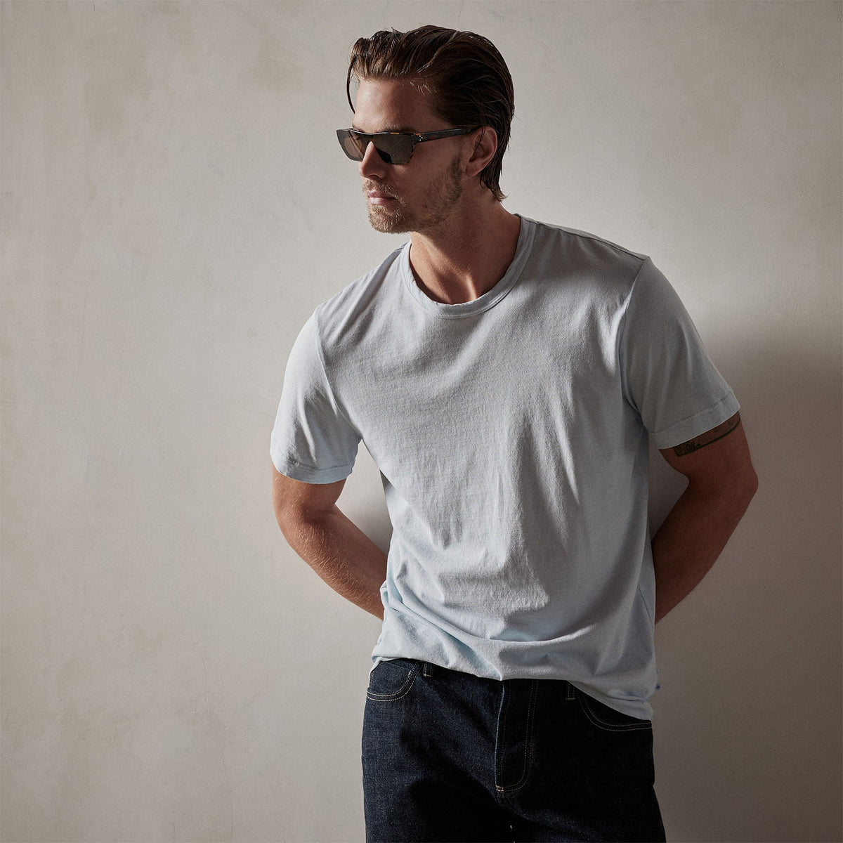 Short Sleeve Crew Neck in Baby Blue Pigment | James Perse Los Angeles