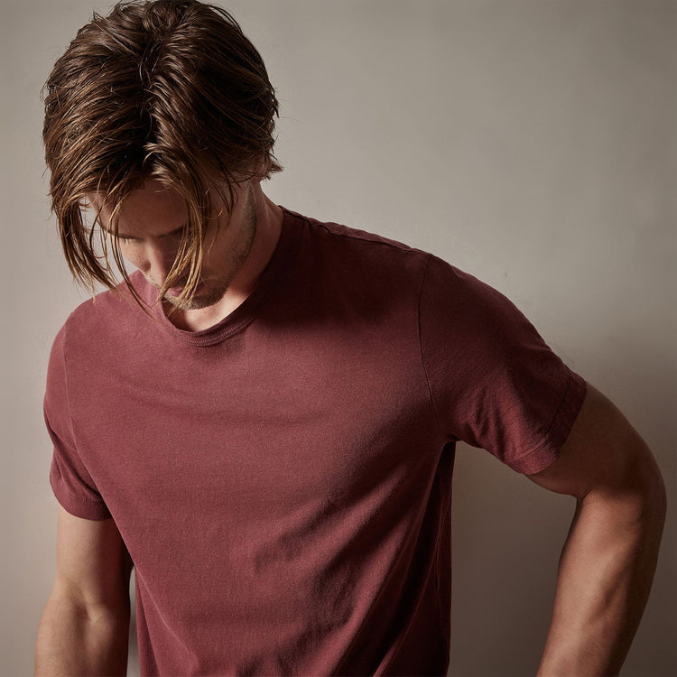 Short Sleeve Crew Neck in Claret Pigment | James Perse Los Angeles