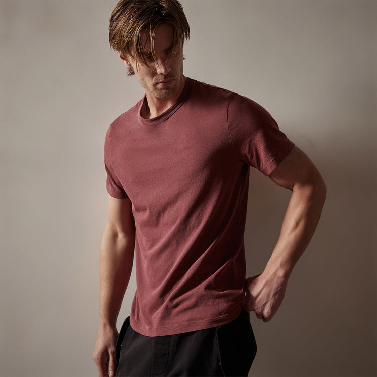 Short Sleeve Crew Neck in Claret Pigment | James Perse Los Angeles