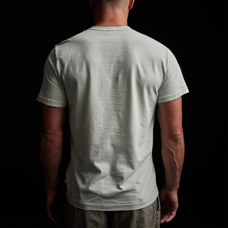 Short Sleeve Crew Neck in Celery Pigment | James Perse Los Angeles