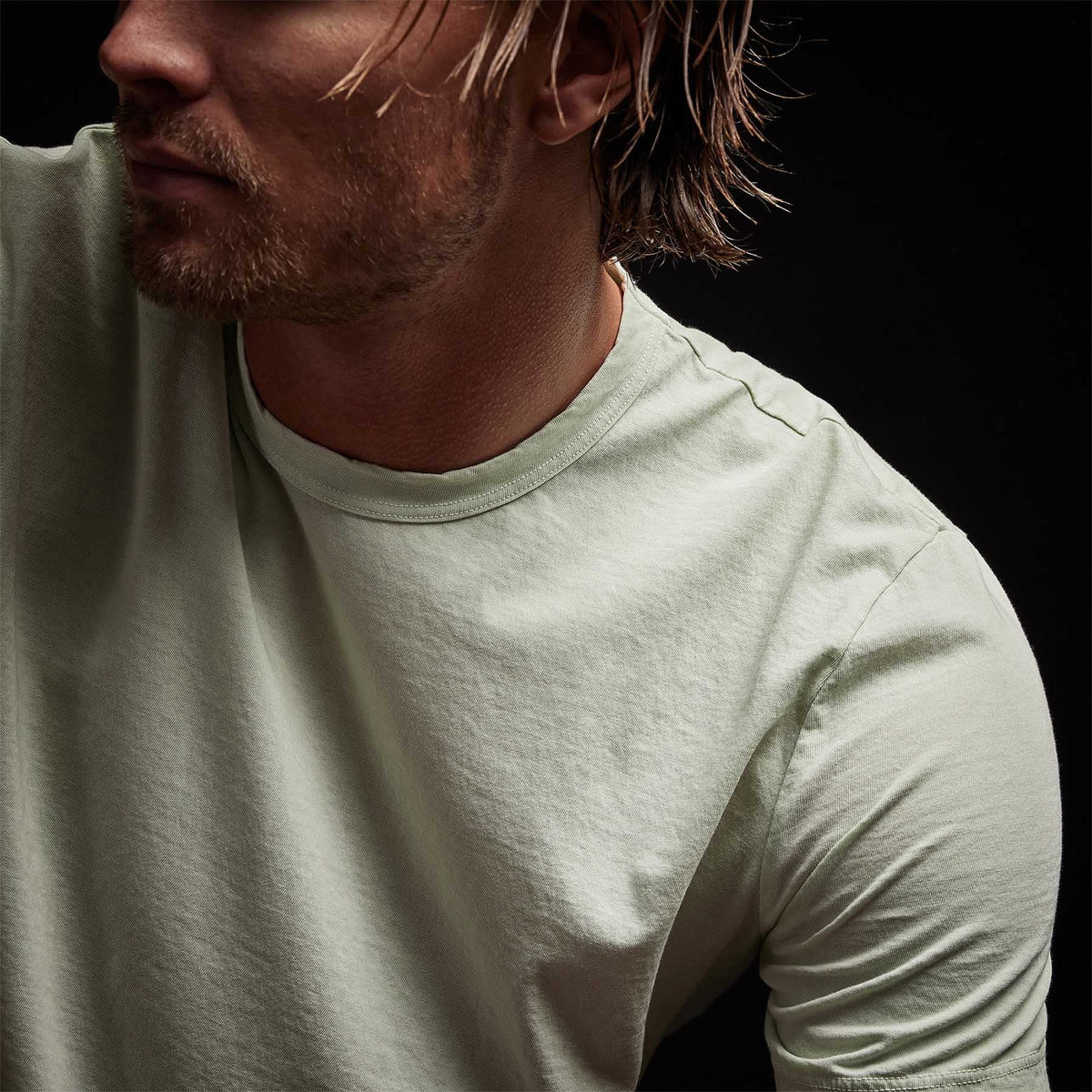 Short Sleeve Crew Neck in Ice Mint Pigment | James Perse Los Angeles