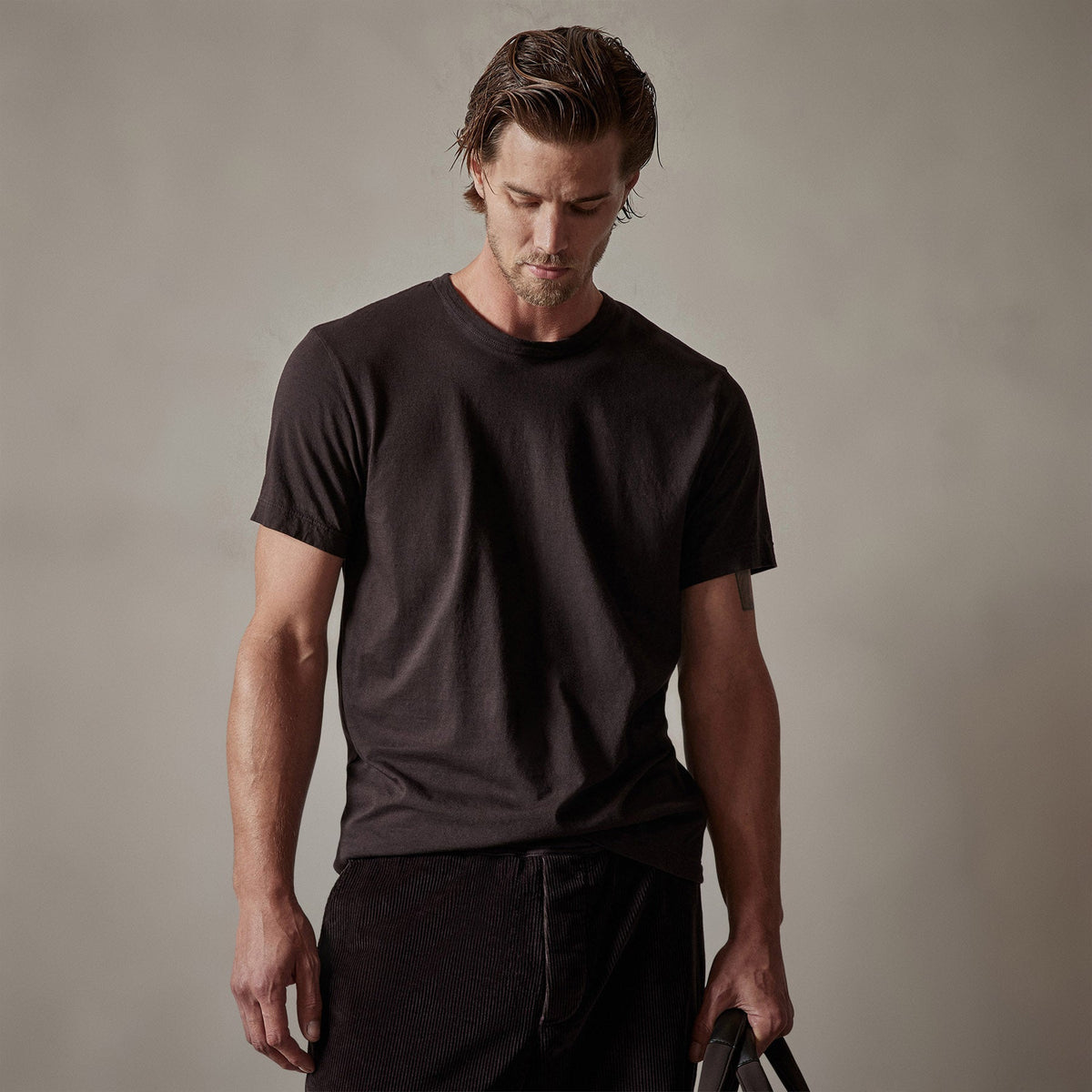 Short Sleeve Crew Neck in Kona | James Perse Los Angeles