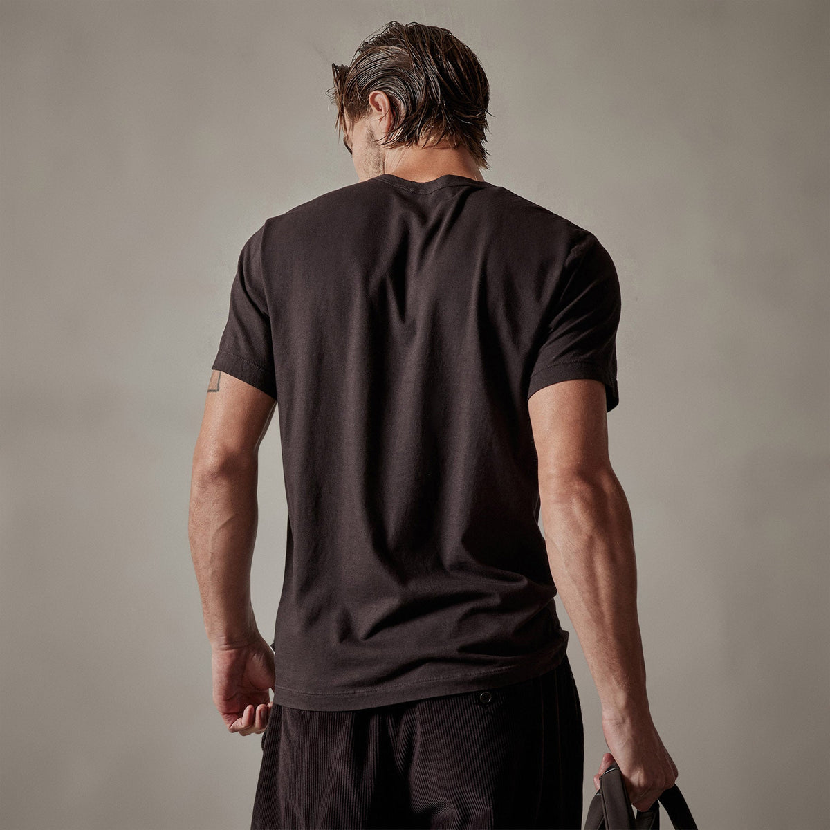 Short Sleeve Crew Neck in Kona | James Perse Los Angeles