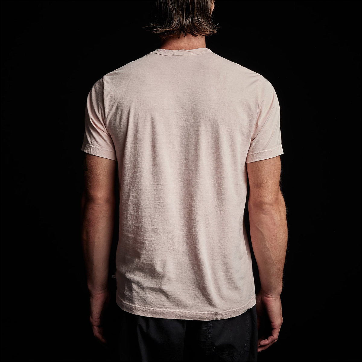 Short Sleeve Crew Neck in Nougat Pigment | James Perse Los Angeles