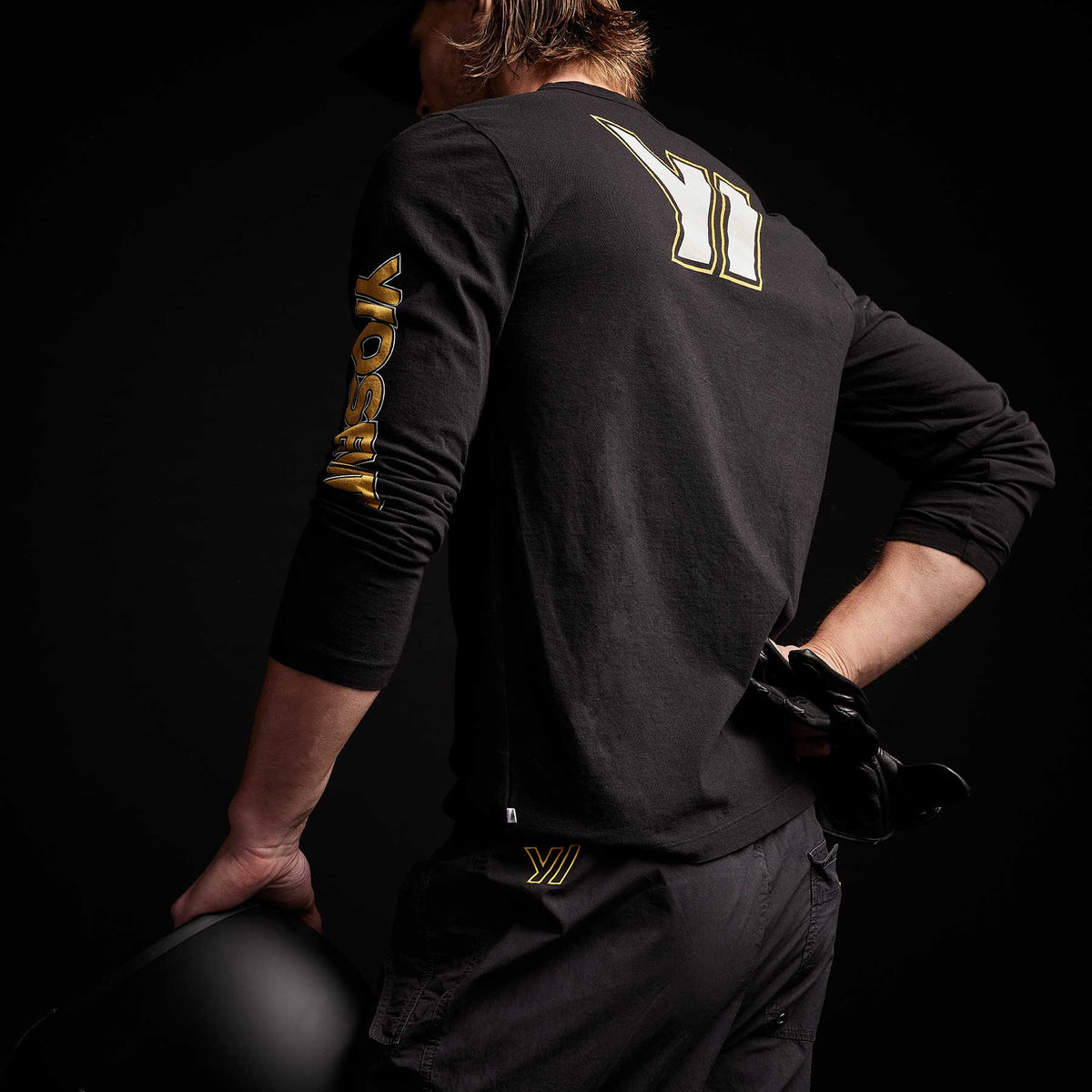 Long Sleeve Crew Neck in Black | James Perse Los Angeles 