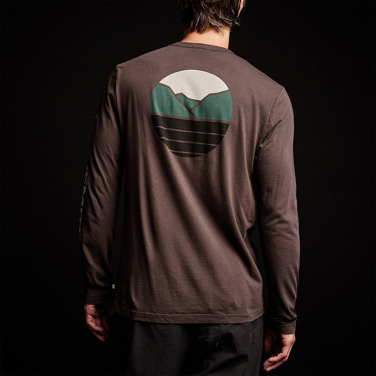 Long Sleeve Crew Neck Y/ Circle Mtn in Porcupine | James Perse Los Angeles