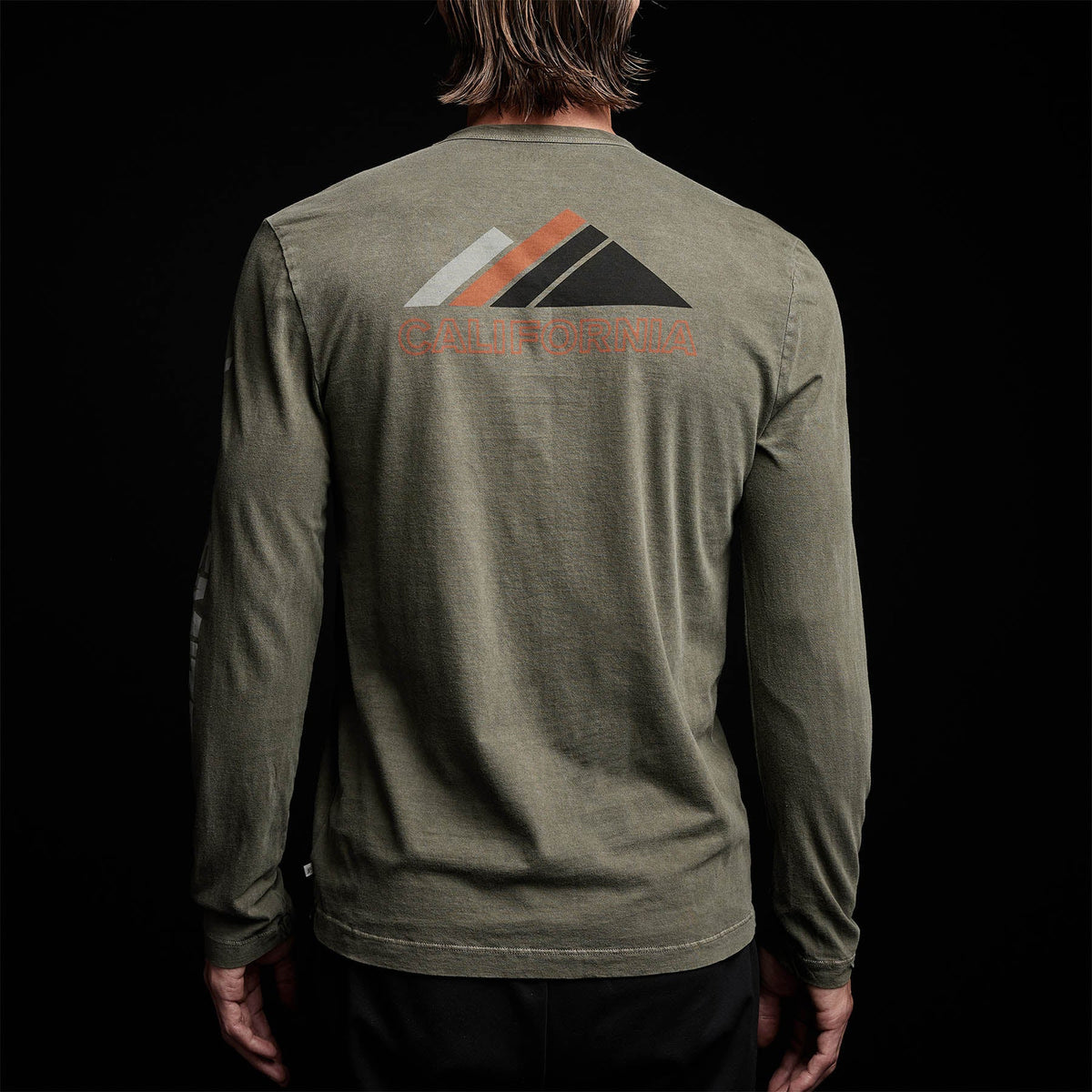 Long Sleeve Crew Neck Ca Yosemite in Platoon Pigment | James Perse Los Angeles