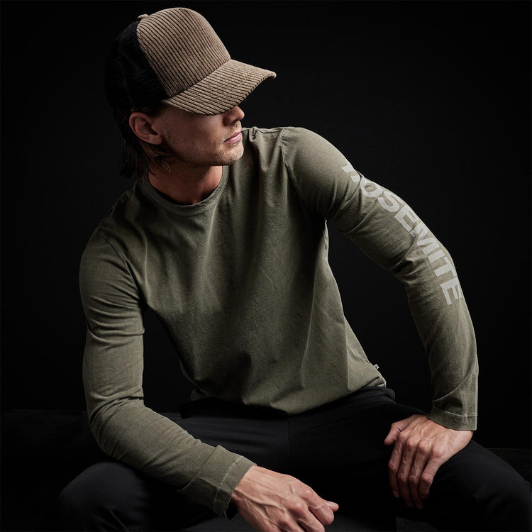 Long Sleeve Crew Neck Ca Yosemite in Platoon Pigment | James Perse Los Angeles