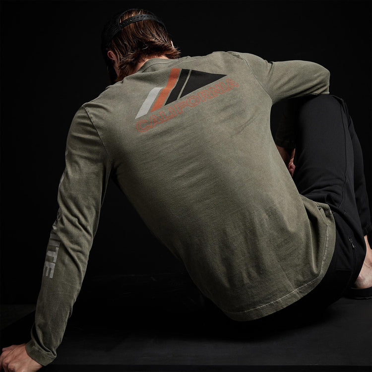 Long Sleeve Crew Neck Ca Yosemite in Platoon Pigment | James Perse Los Angeles