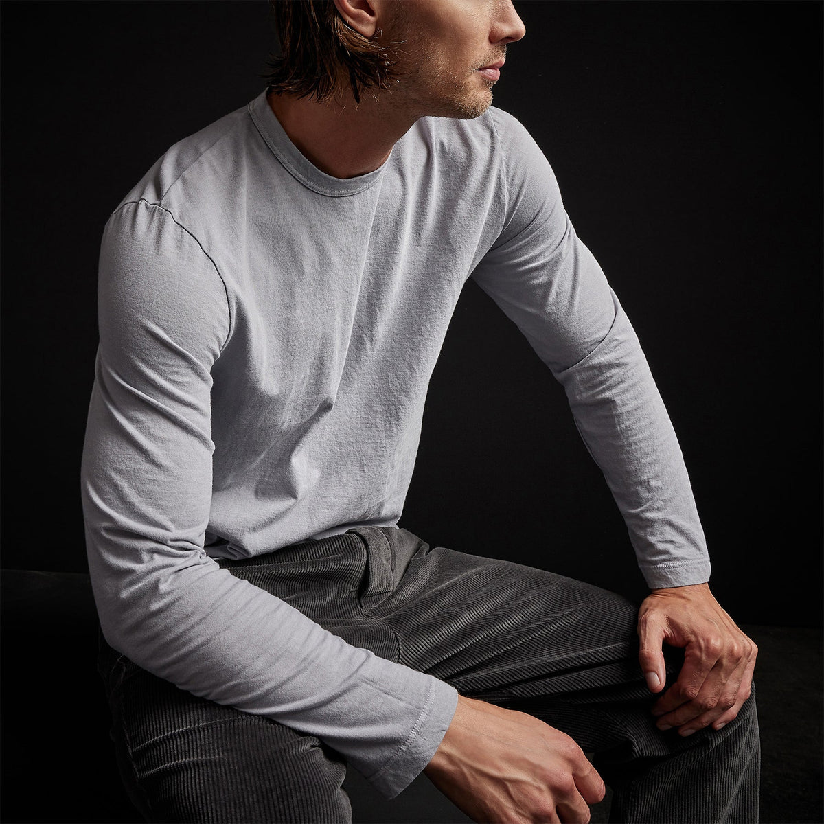 Long Sleeve Crew Neck in Blue Fog Pigment | James Perse Los Angeles