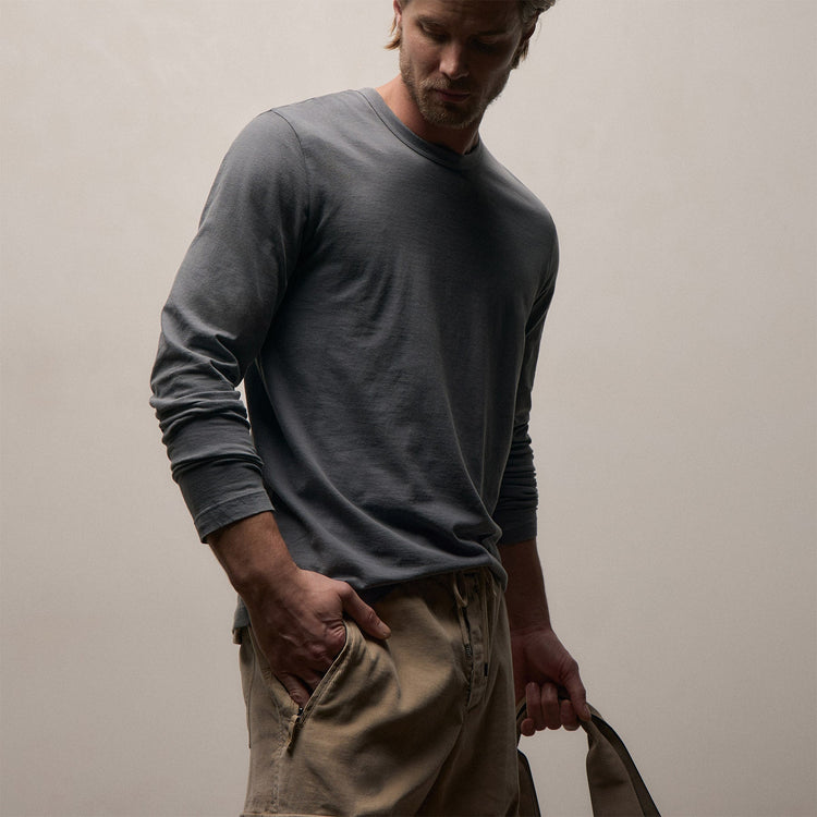 Long Sleeve Crew Neck in Cavalry Pigment | James Perse Los Angeles