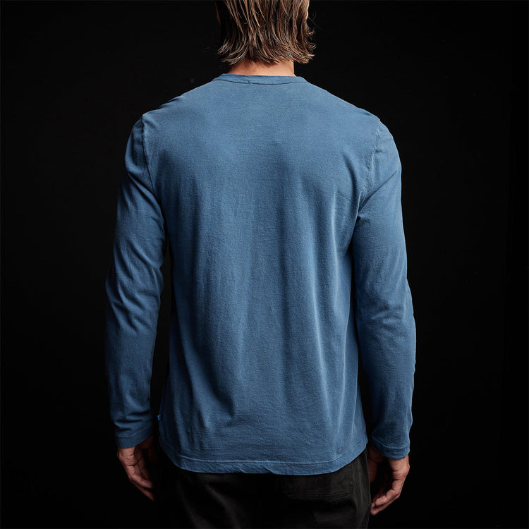 Long Sleeve Crew Neck in Lake Pigment | James Perse Los Angeles