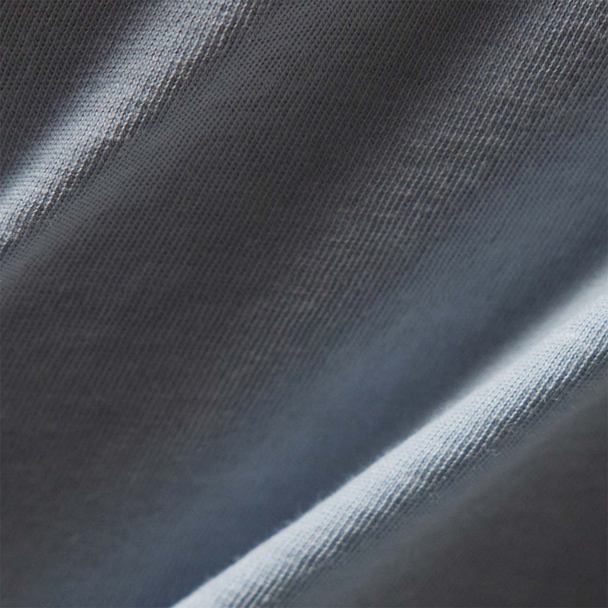 Long Sleeve Crew Neck in Open Sky Pigment | James Perse Los Angeles