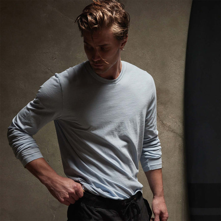 Long Sleeve Crew Neck in Open Sky Pigment | James Perse Los Angeles