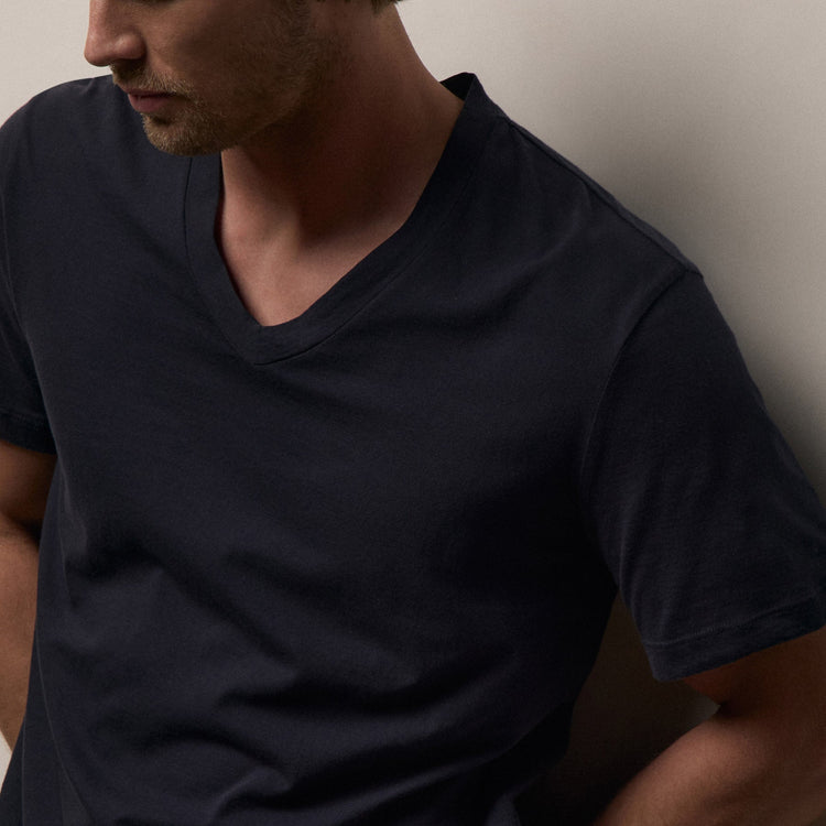 Short Sleeve V Neck in Deep | James Perse Los Angeles