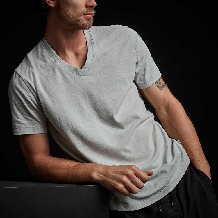 Short Sleeve V Neck - Foam | James Perse Los Angeles