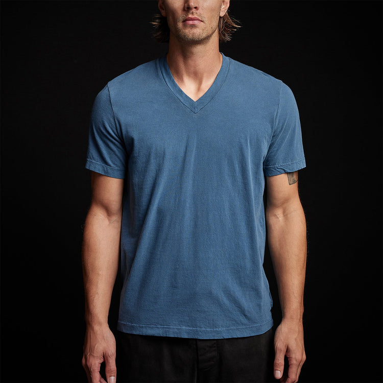 Short Sleeve V Neck in Lake Pigment | James Perse Los Angeles