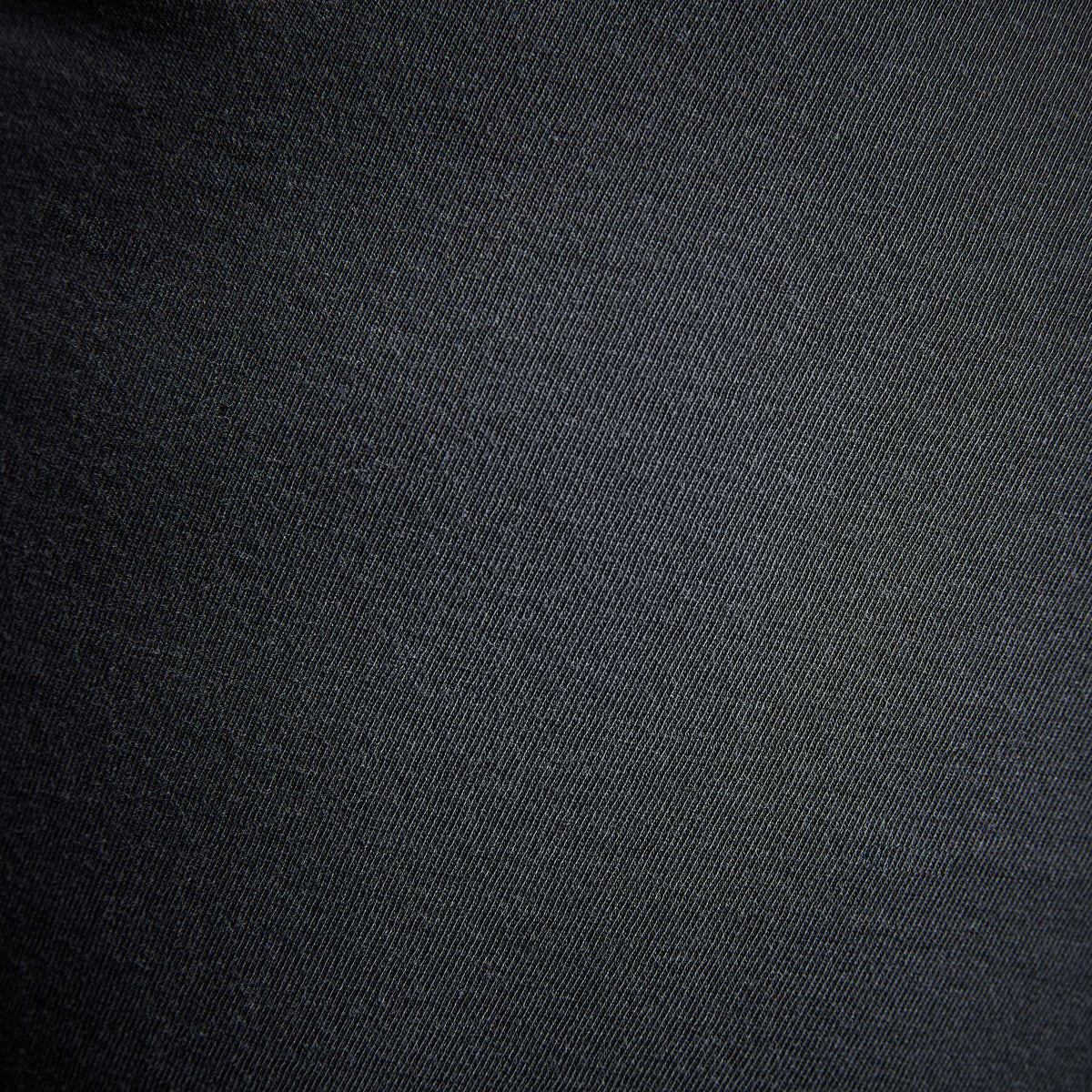 Short Sleeve V Neck in Titan Pigment | James Perse Los Angeles