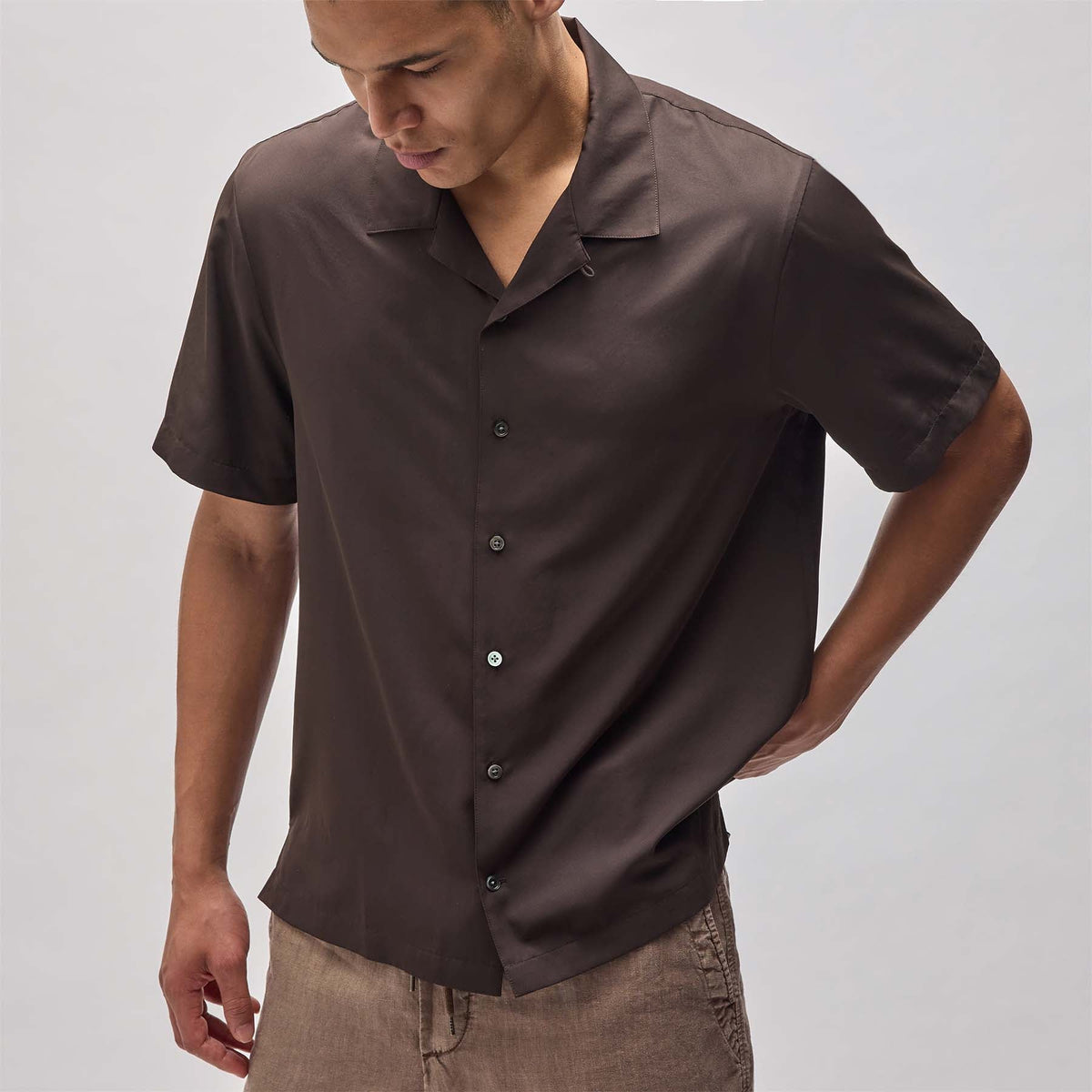 Lightweight Short Sleeve in Porcupine | James Perse Los Angeles