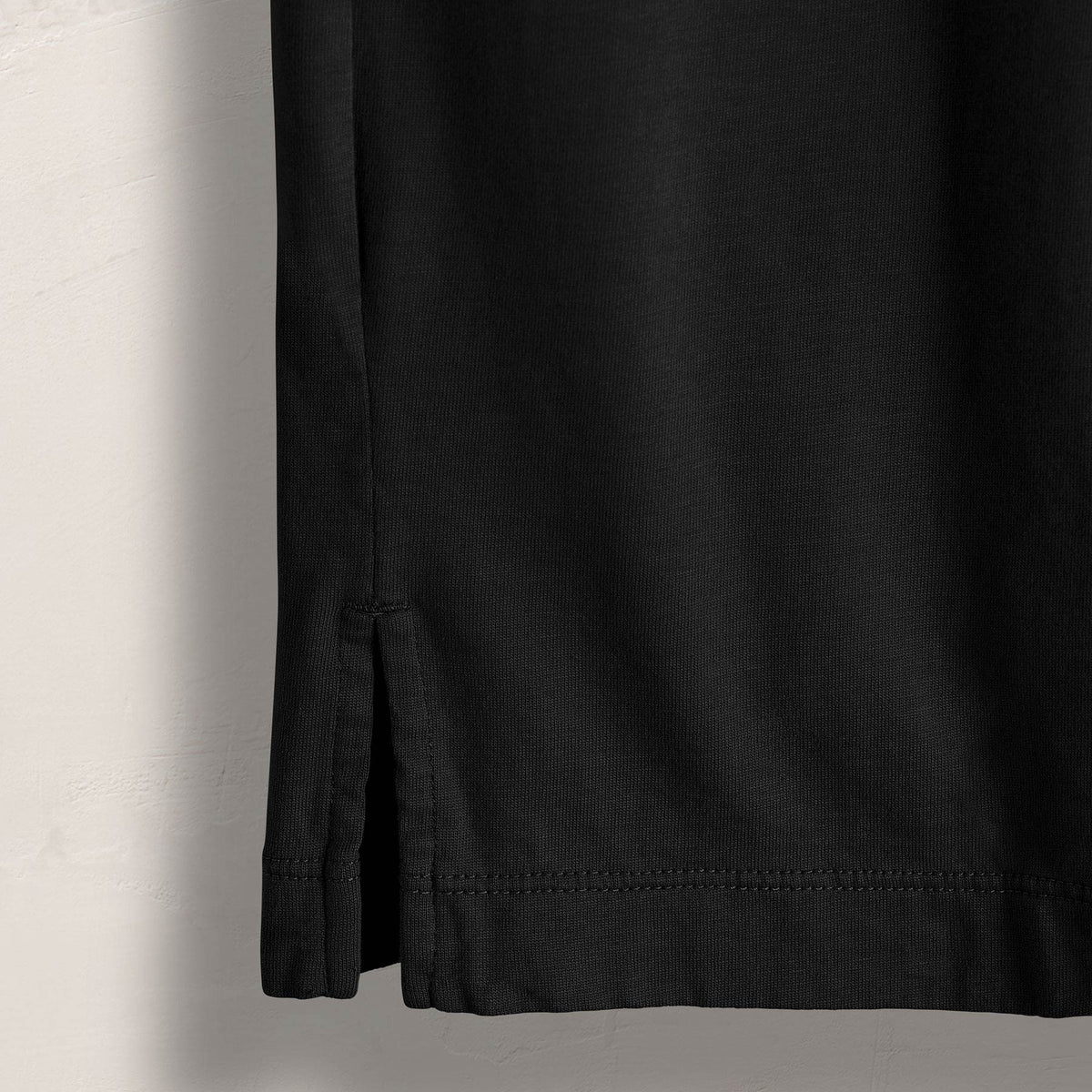 Heavy Luxe Jersey Crew in Black | James Perse Los Angeles