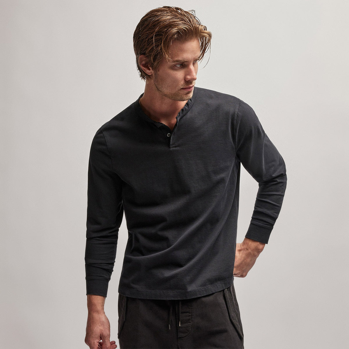 Heavy Luxe Jersey Henley in Black | James Perse Los Angeles