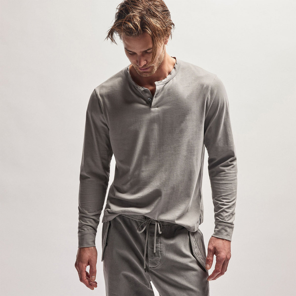Heavy Luxe Jersey Henley in Silver Grey | James Perse Los Angeles