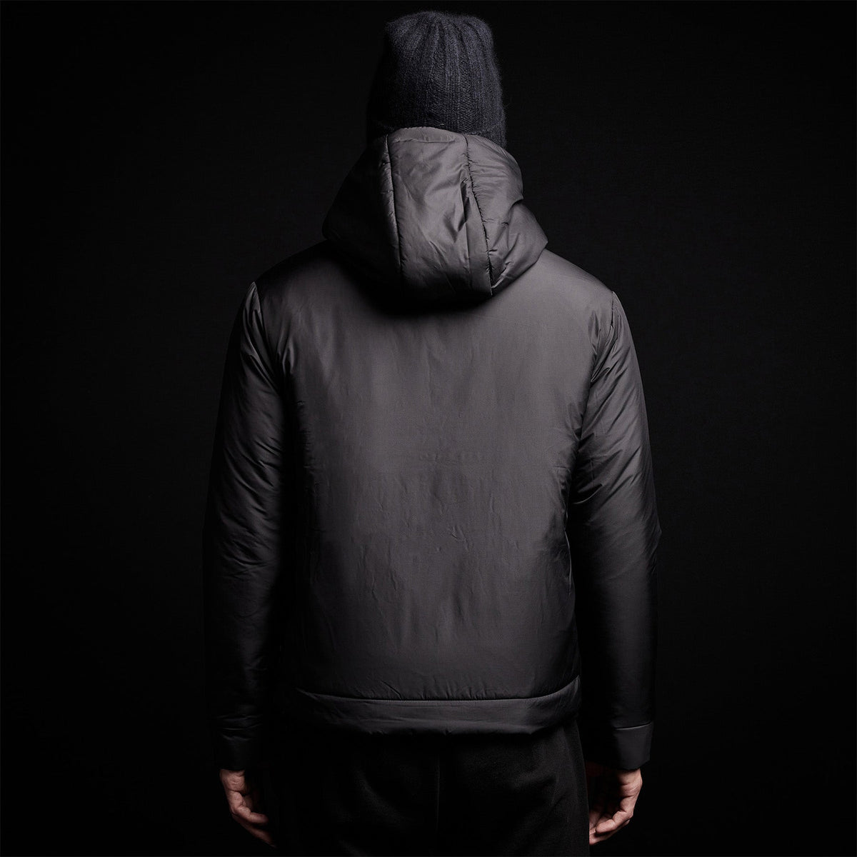Insulated Zip Front Hoody in Black | James Perse Los Angeles