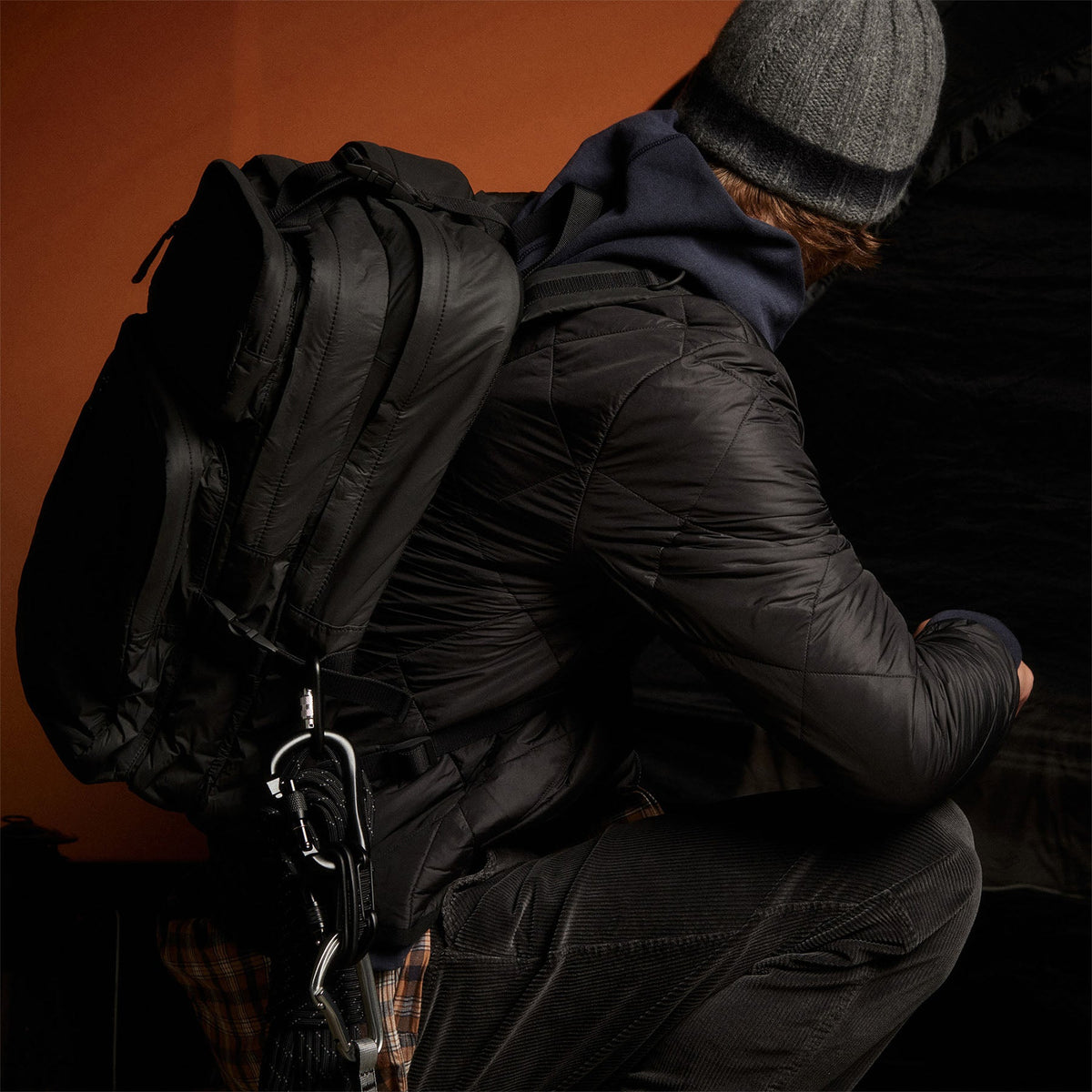 Lightweight Insulted Jacket in Black | James Perse Los Angeles 