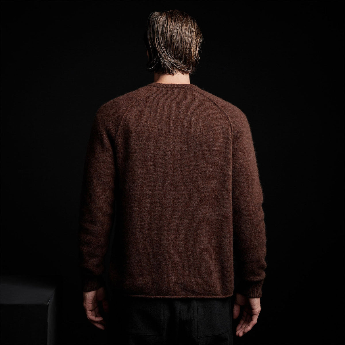 Mid Gauge Cashmere Sweatshirt in Americano | James Perse Los Angeles