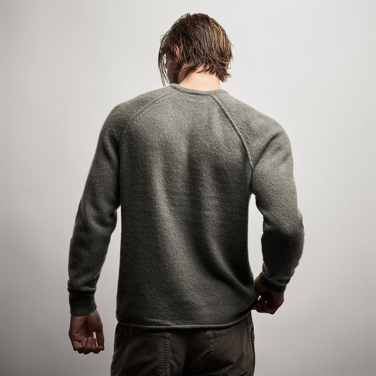 Mid Gauge Crew Sweater in Jungle | James Perse Los Angeles