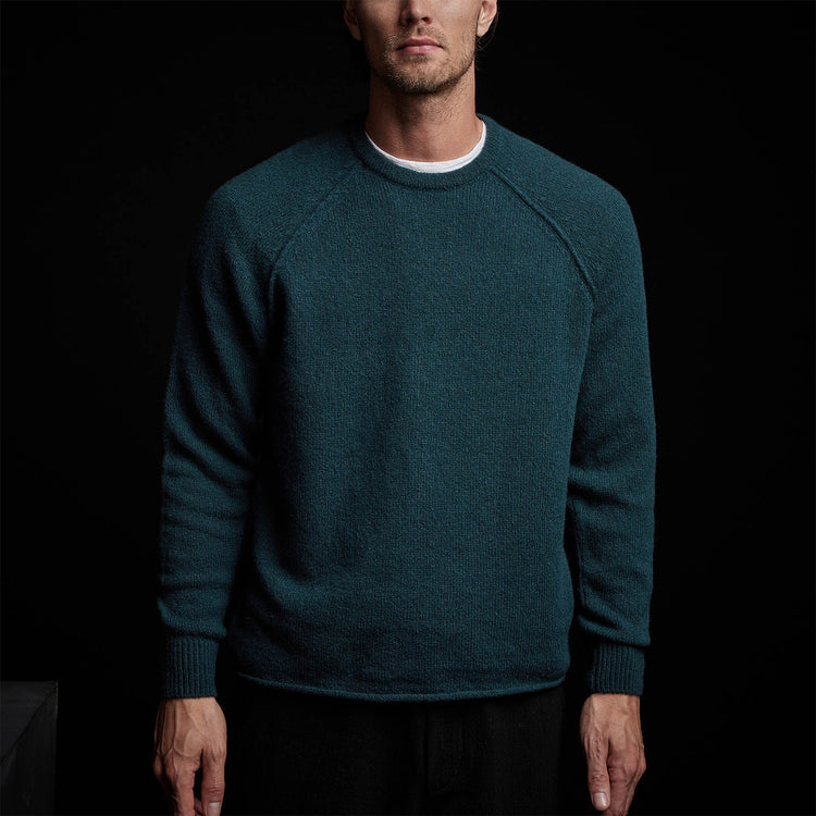 Mid Gauge Cashmere Sweatshirt in Seaweed | James Perse Los Angeles