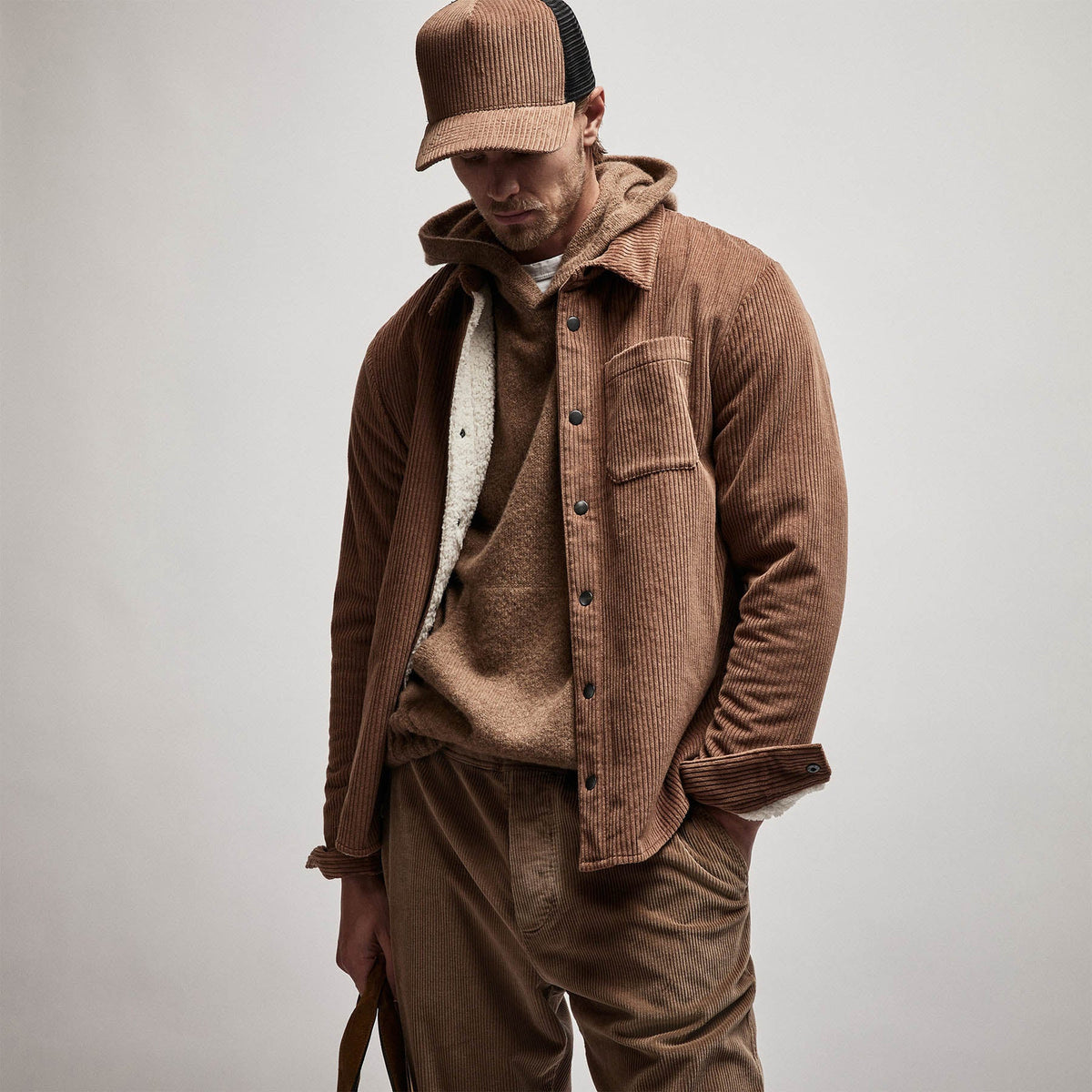 Mid Gauge Cashmere Hoodie in Chestnut | James Perse Los Angeles