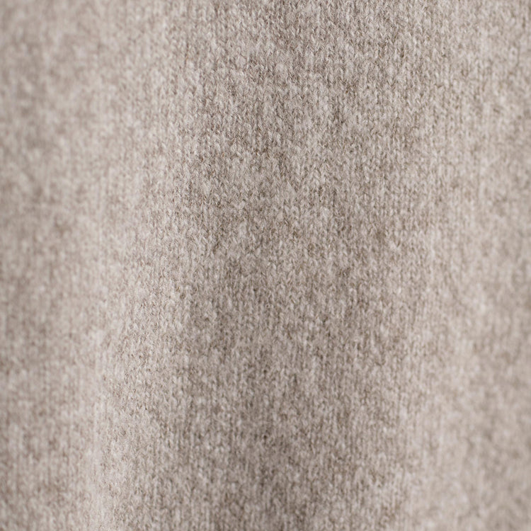 Lightweight Textured Cashmere VinNeck in Hazel | James Perse Los Angeles